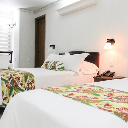 Hotel Cabo De La Vela Medellin Exterior photo