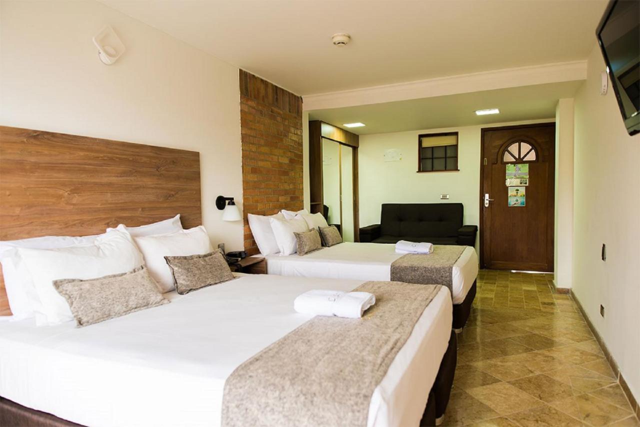 Hotel Cabo De La Vela Medellin Exterior photo