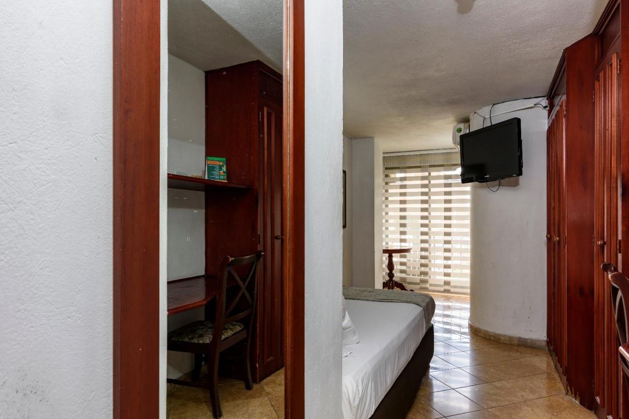 Hotel Cabo De La Vela Medellin Exterior photo