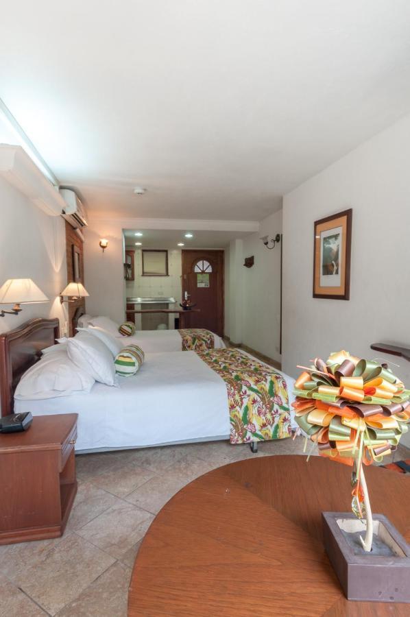 Hotel Cabo De La Vela Medellin Exterior photo